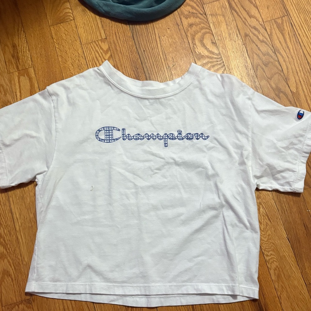 Champion cropped white T-shirt with name design on logo
